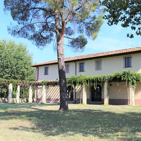 Alloggio per agriturismo Antico Borgo La Torre *