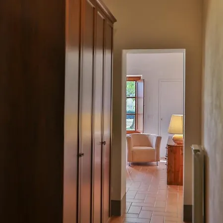 Alloggio per agriturismo Antico Borgo La Torre *